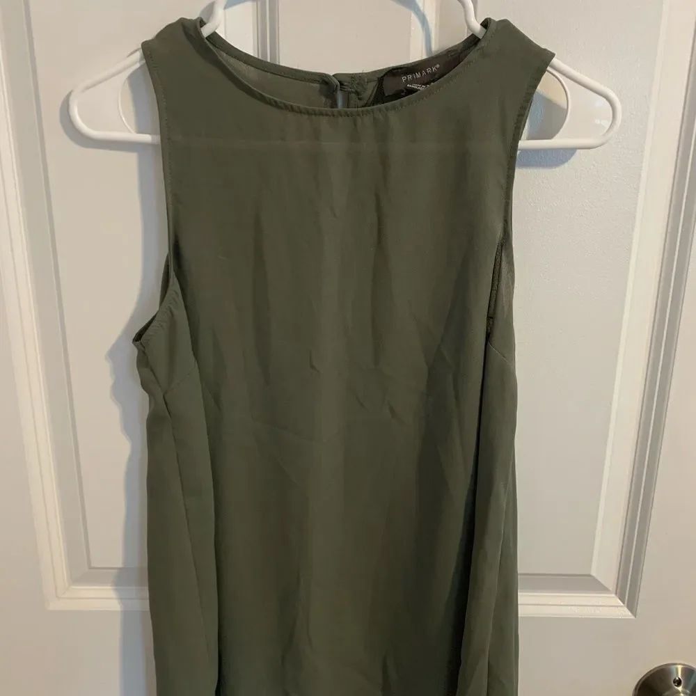 Primark Size 2 Small Olive Green Top Sleeveless Shirt Tank Blouse